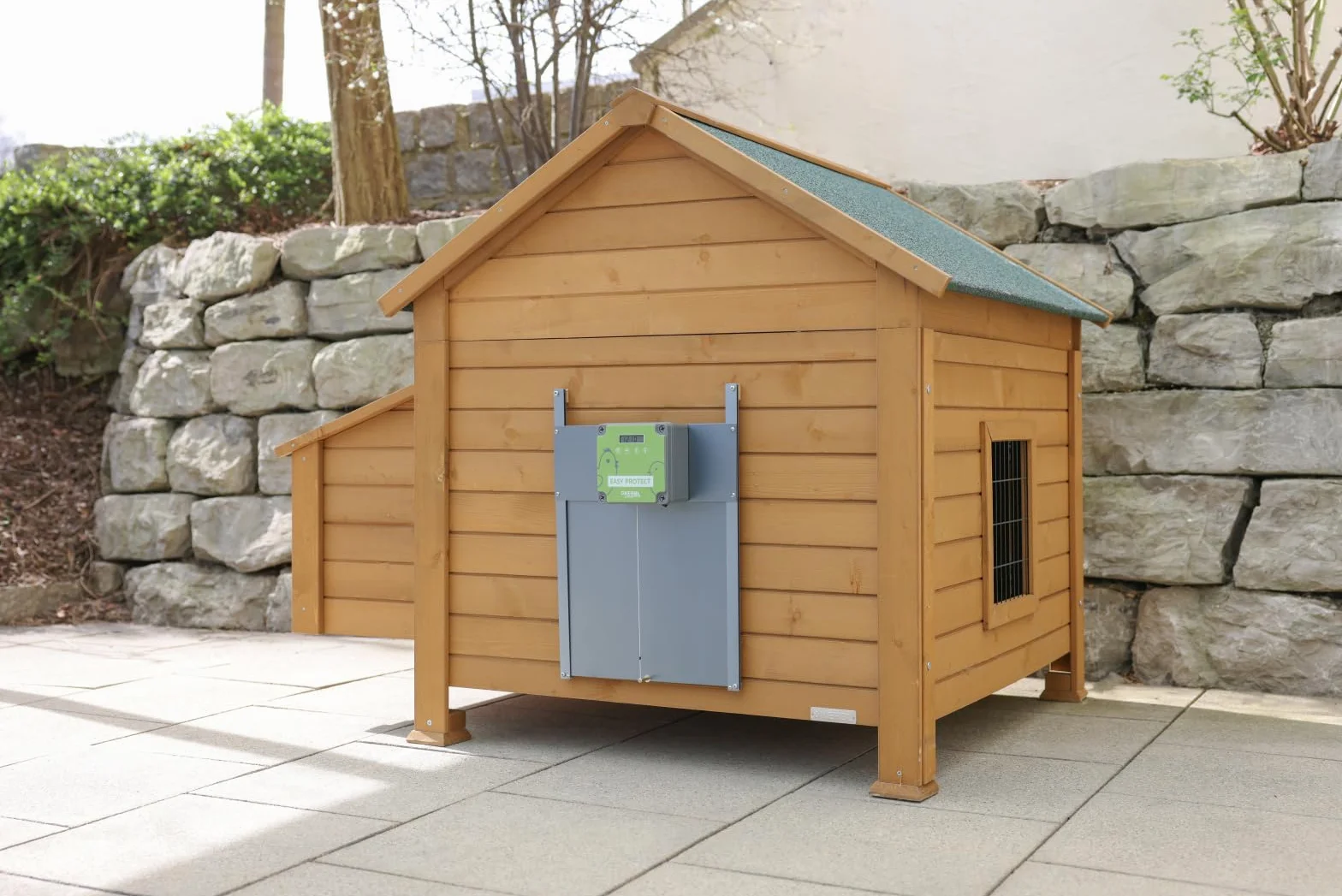 Kerbl EasyProtect 70590 - Juego Completo de Puerta automática para gallinas (con Sensor de luz, 32,5 x 58 cm, Funciona con Pilas o Red)