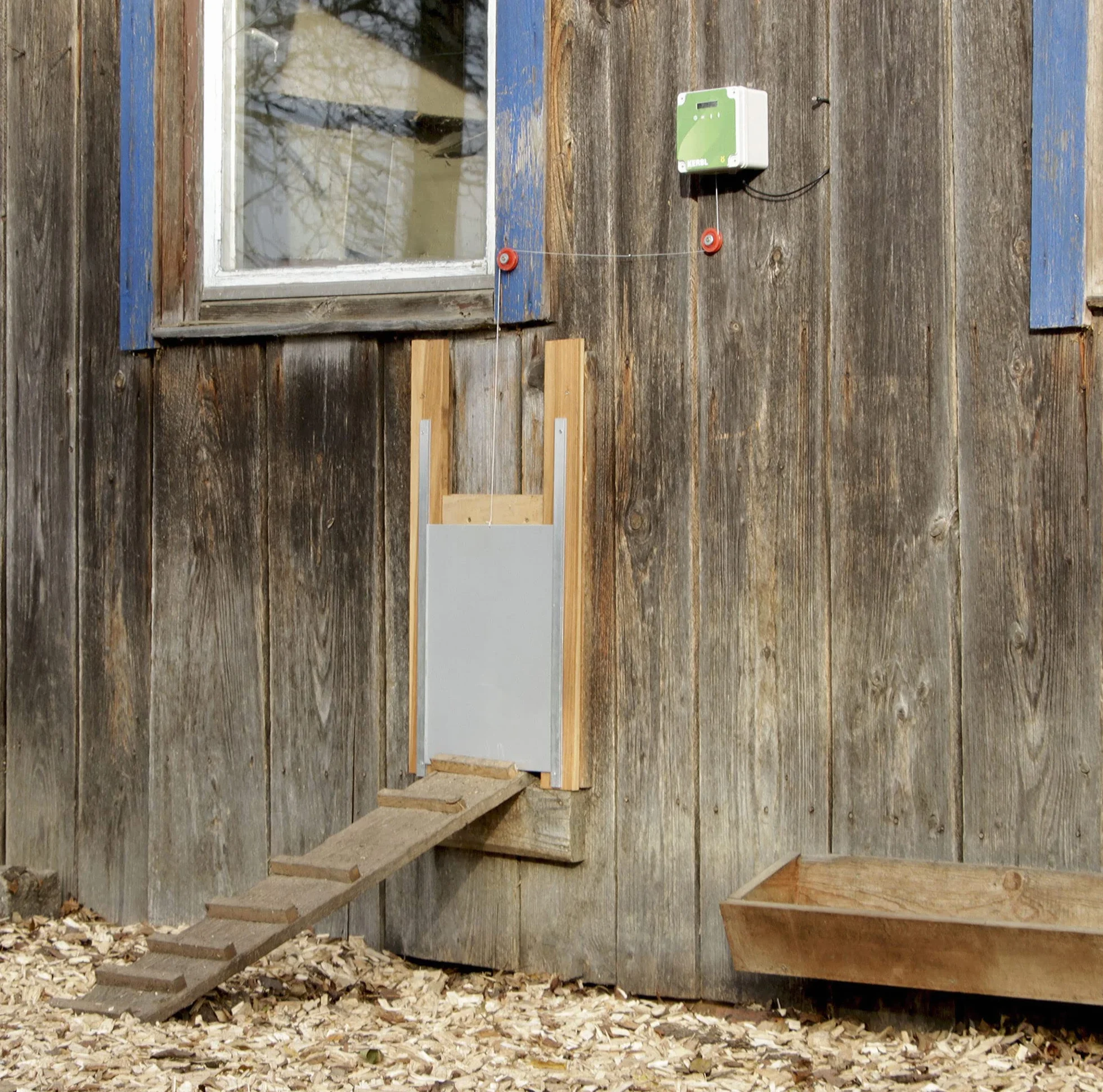 Kerbl Hobbyfarming Control automático para Puerta de gallinas, Control de trampilla, plástico, Sensor de luz